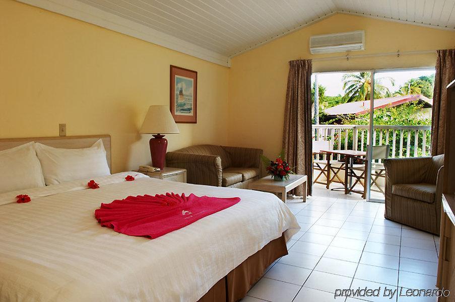 Starfish Halcyon Cove Hotel Dickenson Bay ภายนอก รูปภาพ